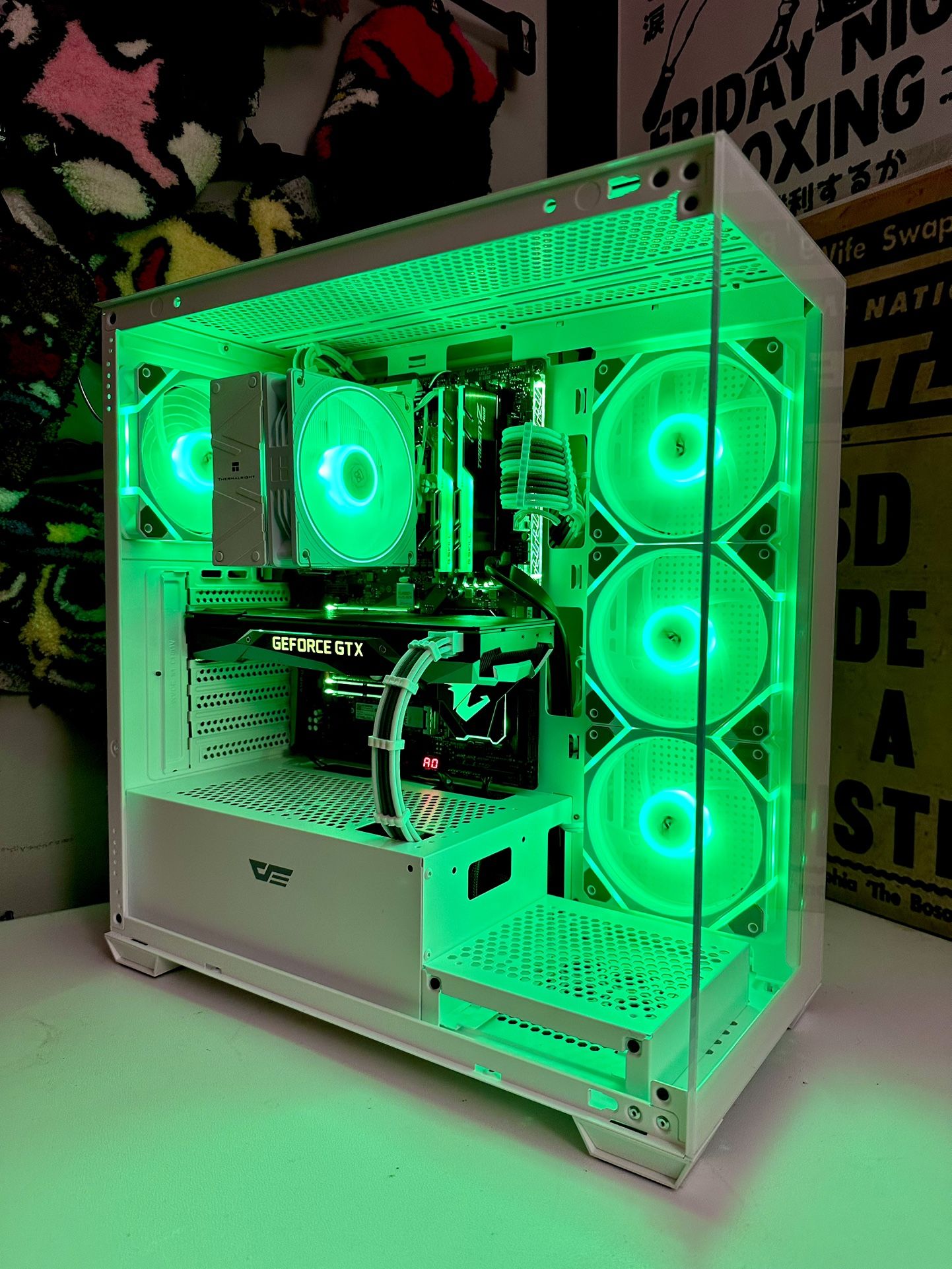 White Gaming PC ❕/ GTX 1080 FE / I7-8700K / Negotiable