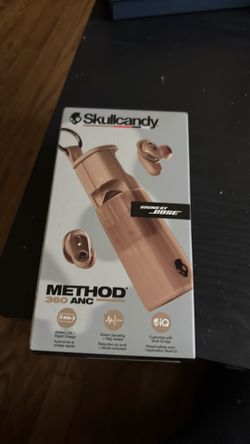 Skullcandy earphones