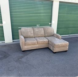 Beautiful Beige Sofa Lounge Couch + Free Delivery