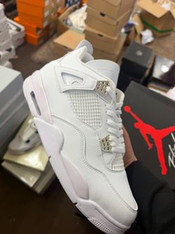 Jordan 4 metallic