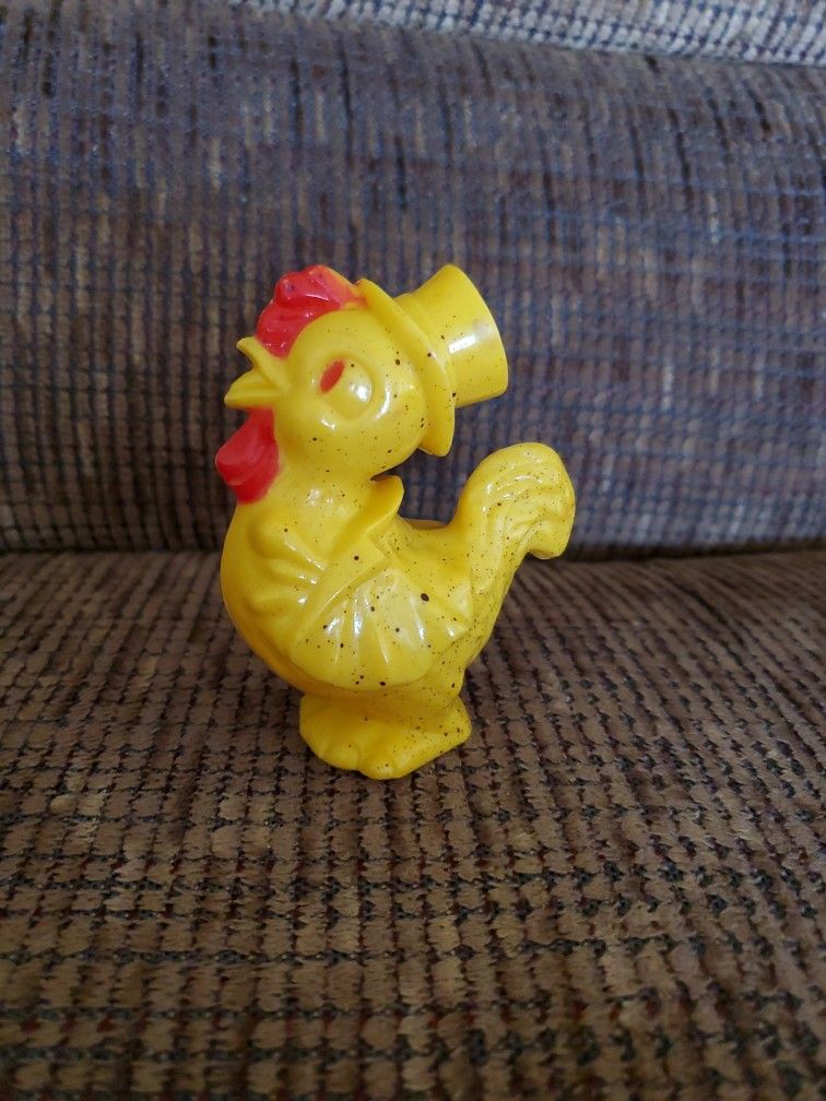 Plastic Rooster Rattle