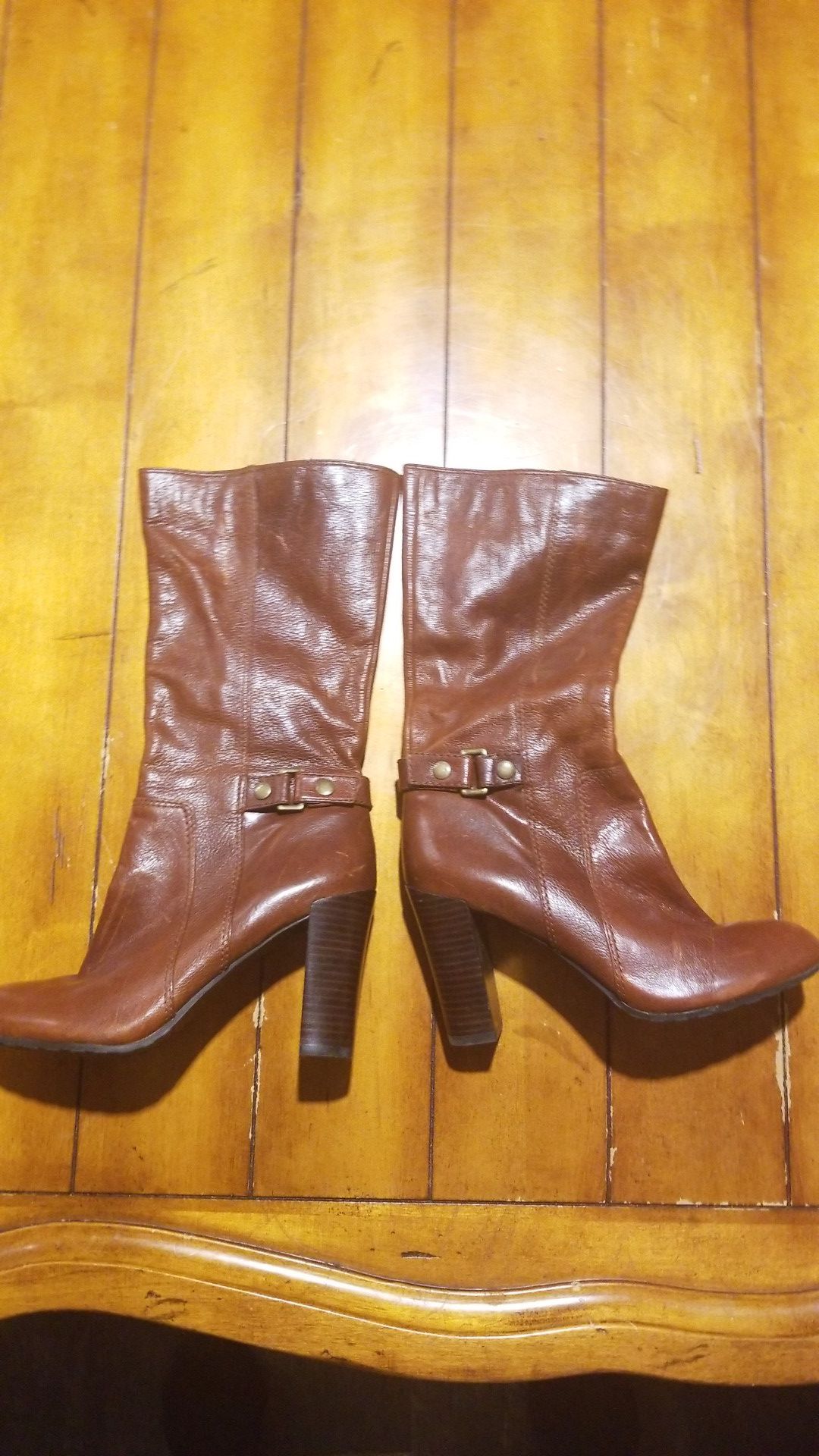 New size 7.5 women's brown leather boots nine west fall winter heels fashion