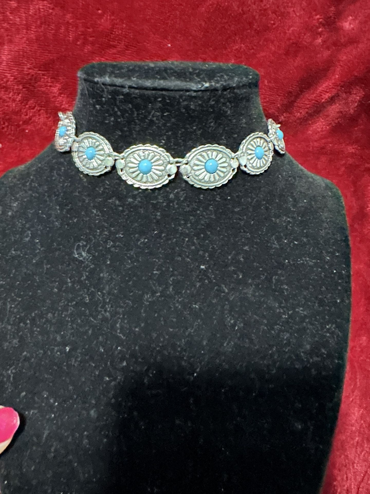 Women Western Chocker