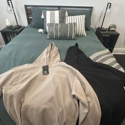 2 Carpe Omnia Hoodies Size Medium