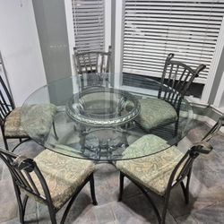 60 Inch Glass Table With 6 Chairs. - Make Offer