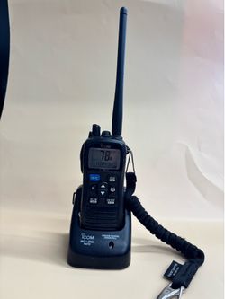 Icom IC-M73 Handheld VHF Marine Radio with BC-210 Rapid Charger