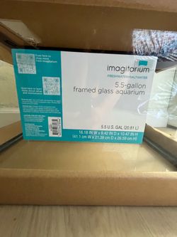 Brand new 5.5 gallon Imagitarium fish tank