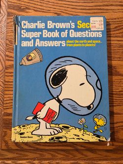 Charlie Brown's Second Super Book of Questions and Answers - Random House - Children's Reference - Vintage - ISBN 0-1-7 & 0-9-3
