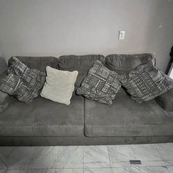 🩶✨Beautiful 2pc Sofa Set