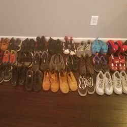Lot Of 30 Pairs Of Used Kids Shoes