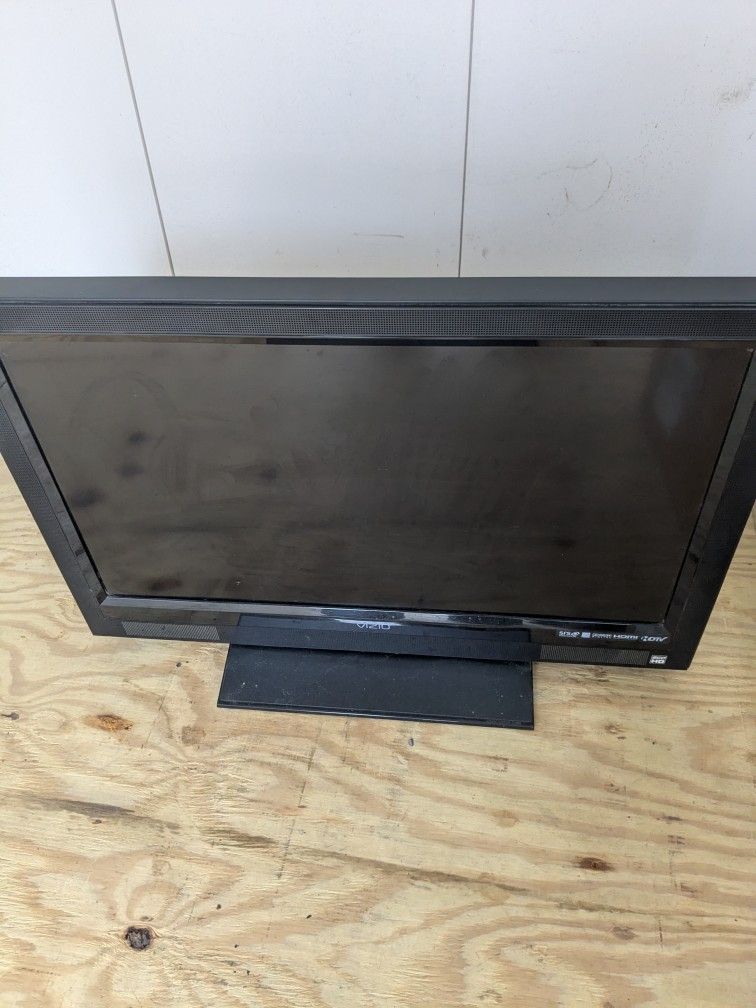 Vizio 32" LCD TV - Model VO320E $50