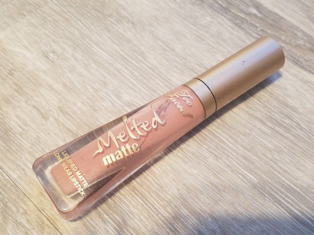 Too Faced Matte lipstick