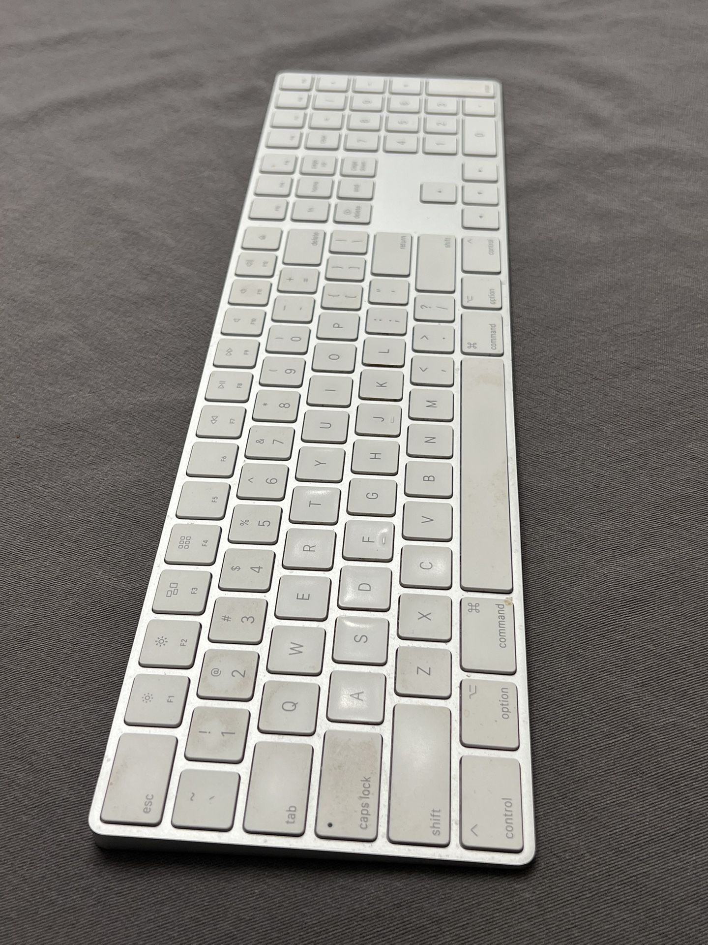 Apple Full Sized Magic Keyboard 