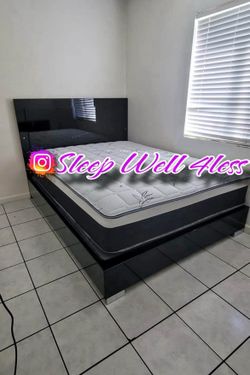New queen bed