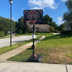 Basketball Hoop 