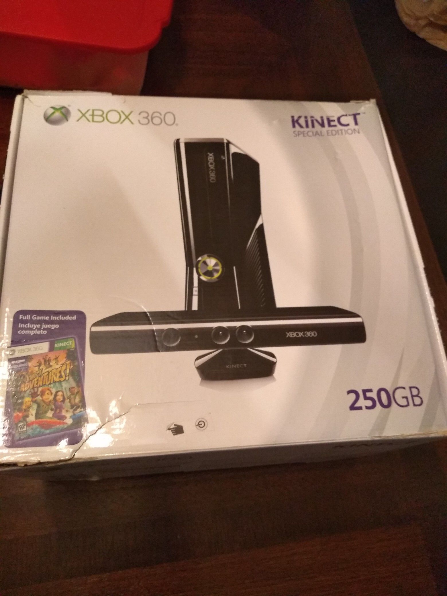 Xbox360 Kinect 250gb &games 2 controllers