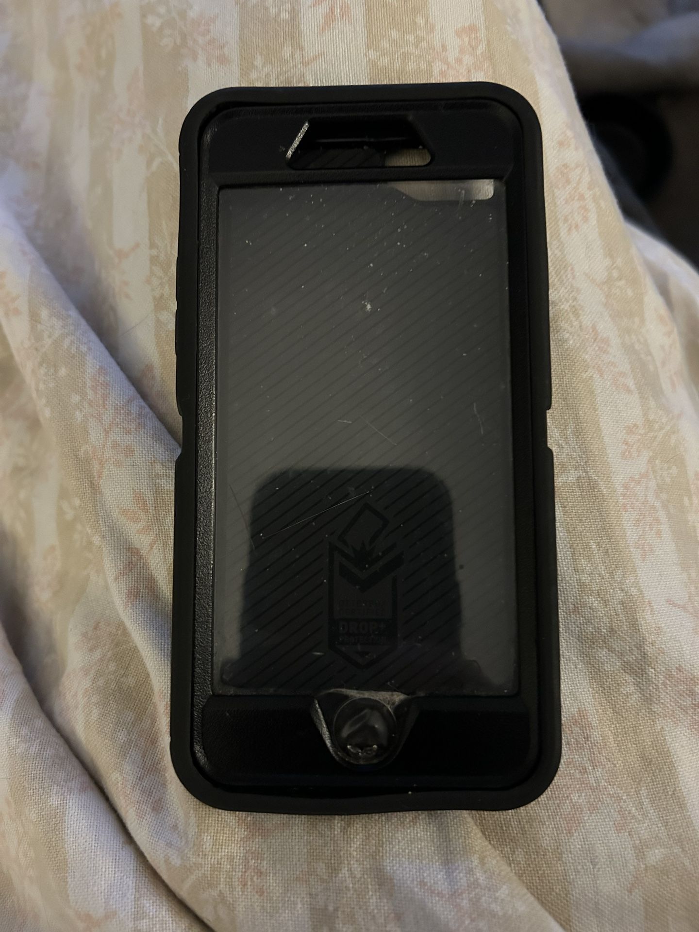 iPhone SE Otter Box