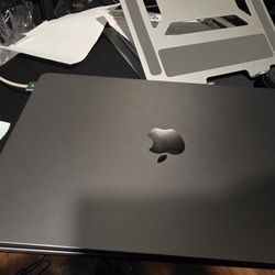 Macbook Air 2022 M2 (Space Grey)