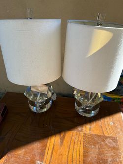 VINTAGE  SET OF CRYSTAL CUT TABLE LAMPS
