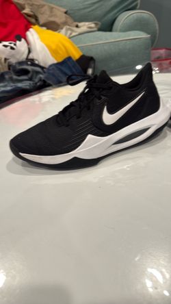 Nike men size 9 shoes