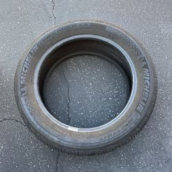 1 - 215/55r17 Michelin Tire
