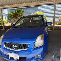 Vendo Un Nisan Centra 2011