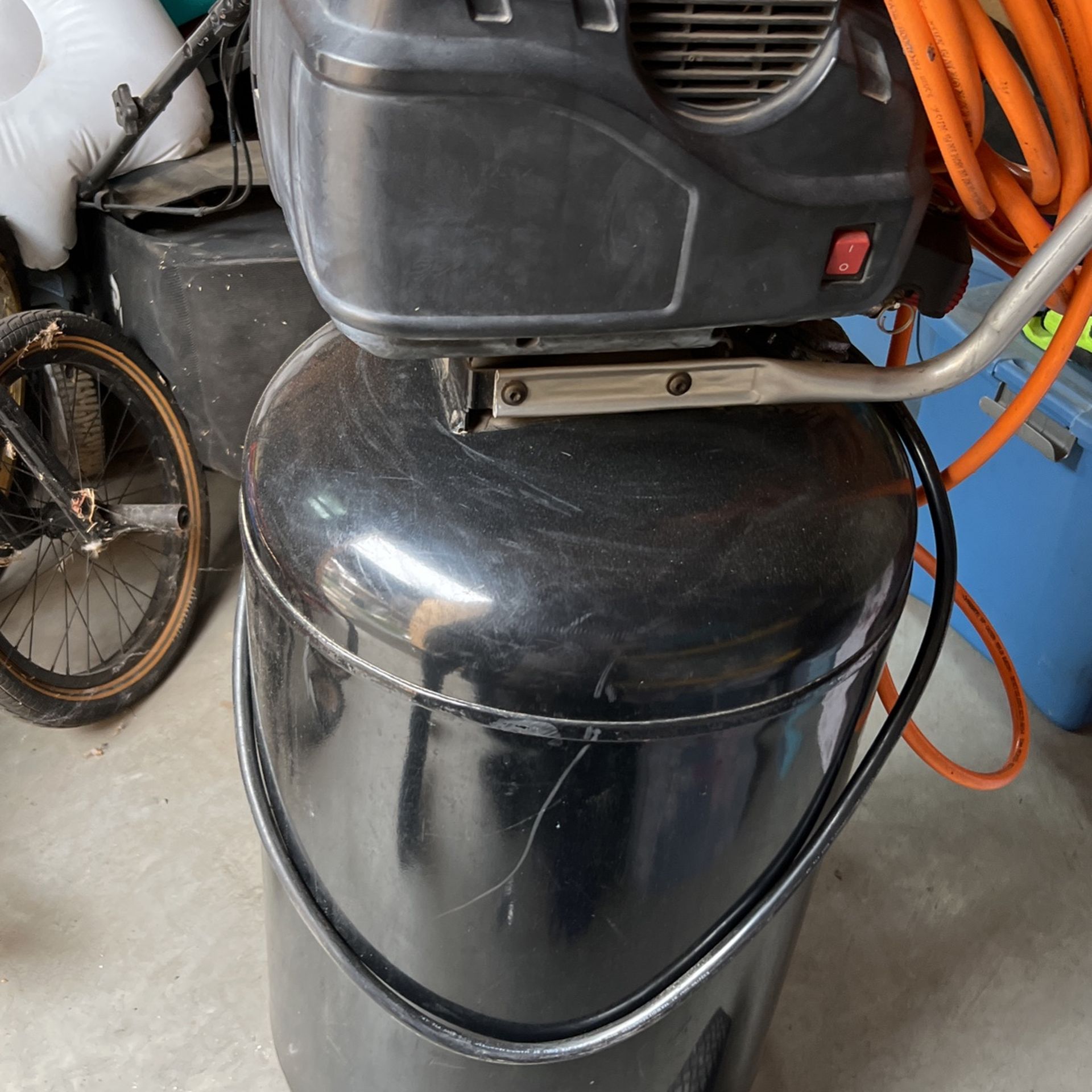 Husky 33 gal Air compressor for Sale in Montclair, CA OfferUp