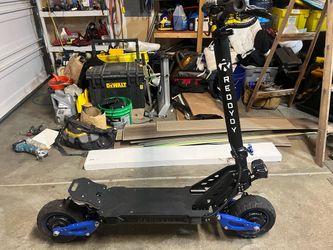 Fast electric scooter