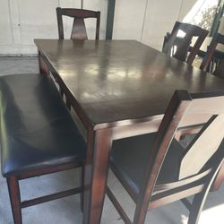 Nice Dining Table With 4 Chairs And A Bench 