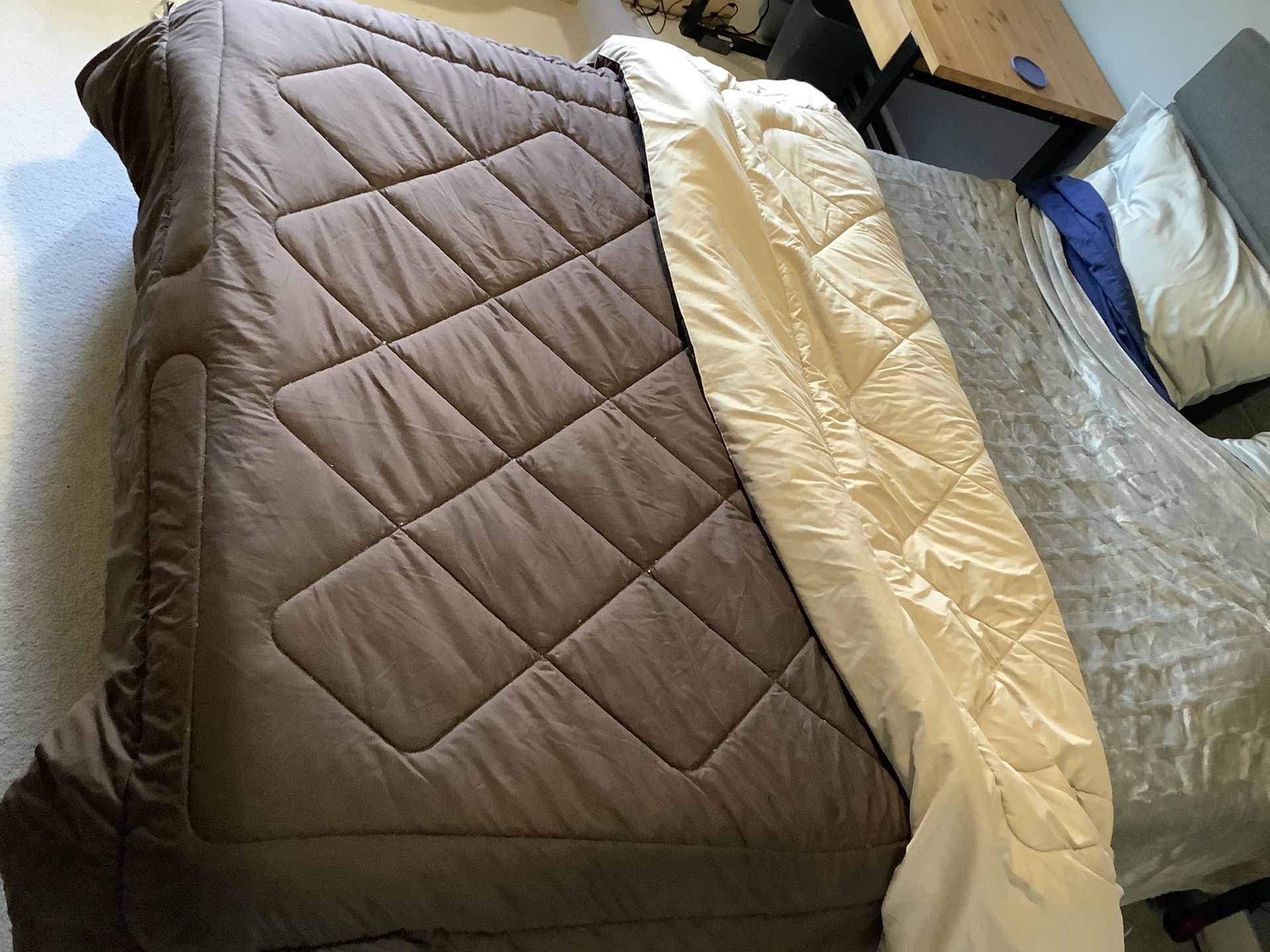 College Comforter