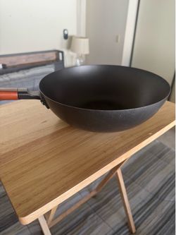 Wok - Carbon Steel with wooden handle