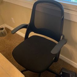 Office Chair New Has A Little Hole