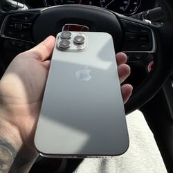 IPHONE 16 Pro Max 512GB UNLOCKED