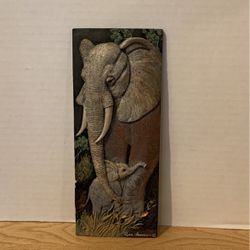 Ruane Manning 3D Ceramic Elephant With Baby Wall Hanging Plaque  10“ X 4“ L5