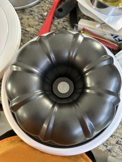 Bundt Pan And Cookie Cutter