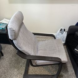 Cushioned Chair 