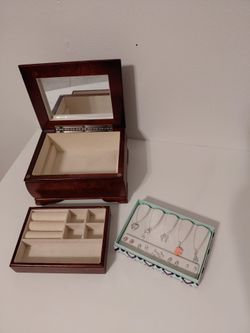 Wood Jewelry box with  NEW Jewelry set of necklace and earrings.