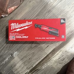 Milwaukee 3/8 Inch Ratchet BRAND NEW