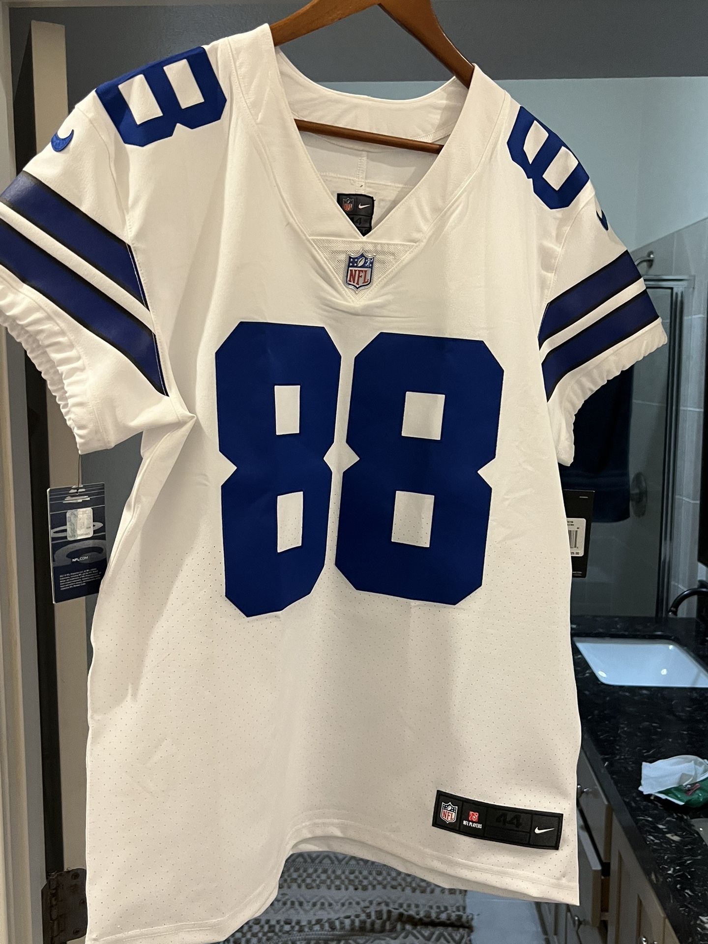 Nike Elite Dez Bryant Dallas Cowboys Jersey for Sale in Rcho Santa