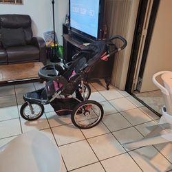 Stroller. Baby Trend