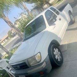 2000 Toyota Tacoma