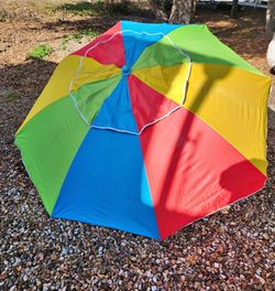 RIO colorful beach umbrella w screw base