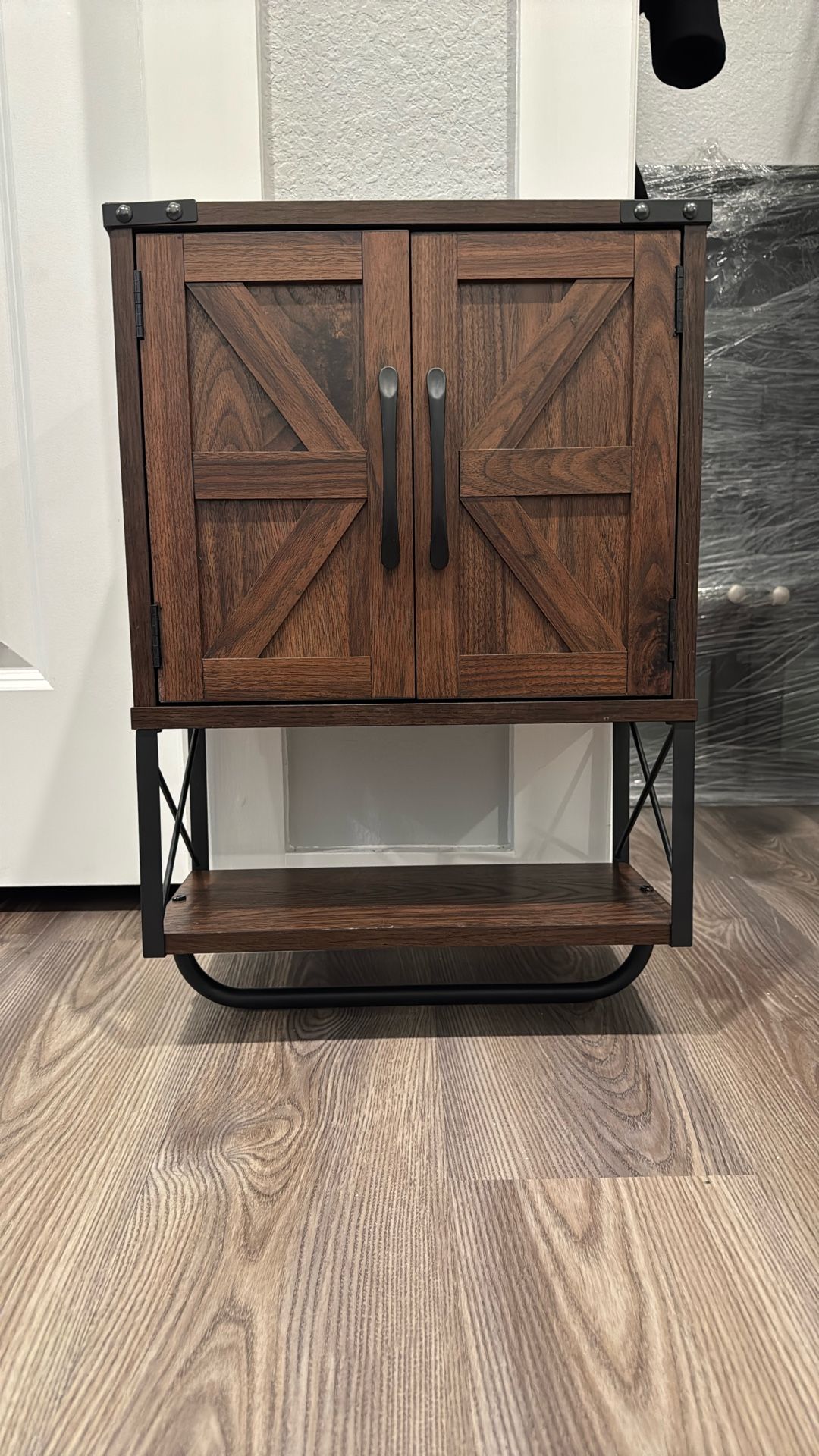 Wooden Cabinet W/towel Rack