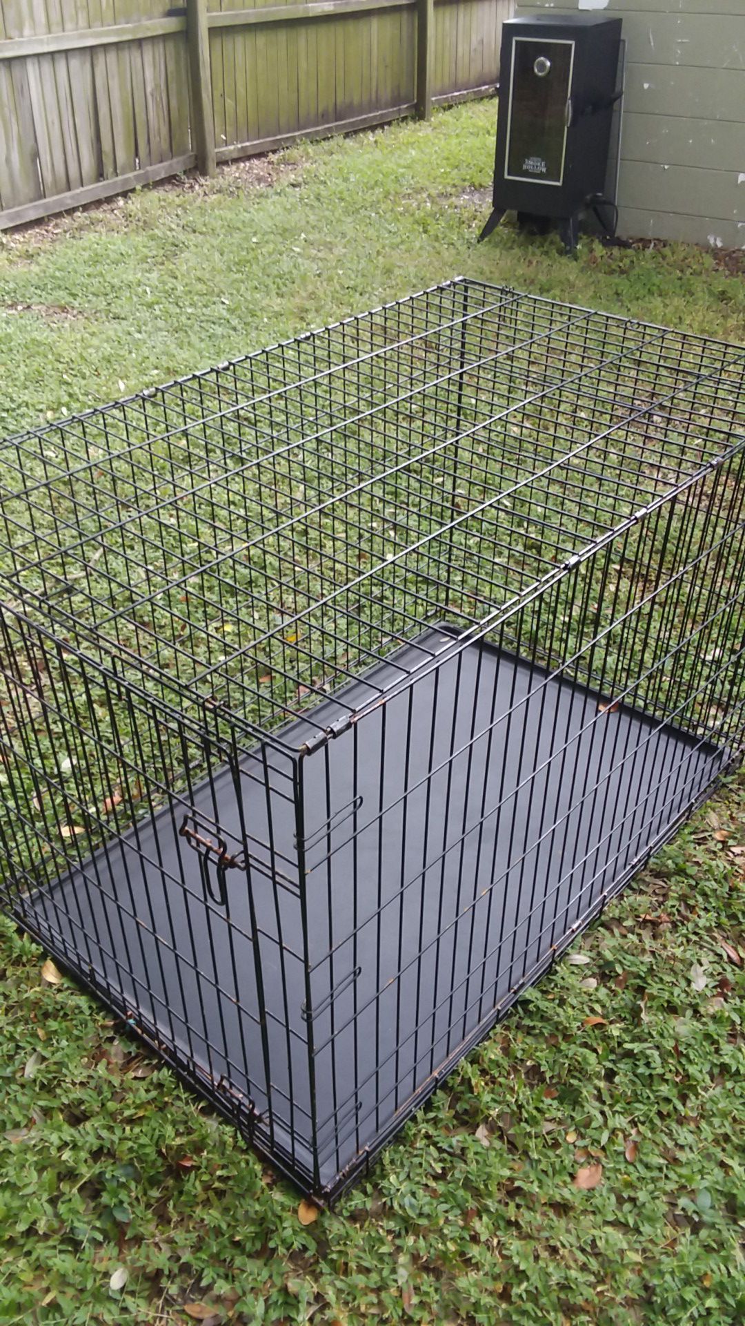 Dog crate/cage 48" x 30"