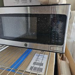 GE Microwave, Working Good