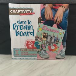 Craftivity Dare to Dream Board, SEALED