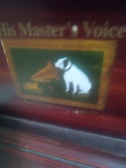 Vintage  Gramophone His  Master Voice Record Player Great Condition