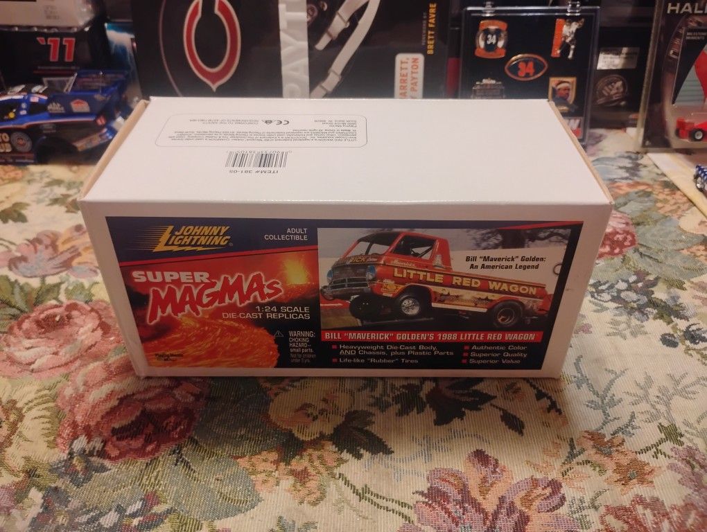  Johnny Lightning Super Magmas Bill "Maverick" Golden's 1988 Little Red Wagon