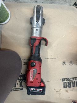 Milwaukee (Brand Rating: 4.6/5) ® M18 18-Volt Lithium-lon Cordless FORCE LOGIC Long Throw Press Tool Kit W/(2) 3.0Ah Batteries, Charger, Hard Case