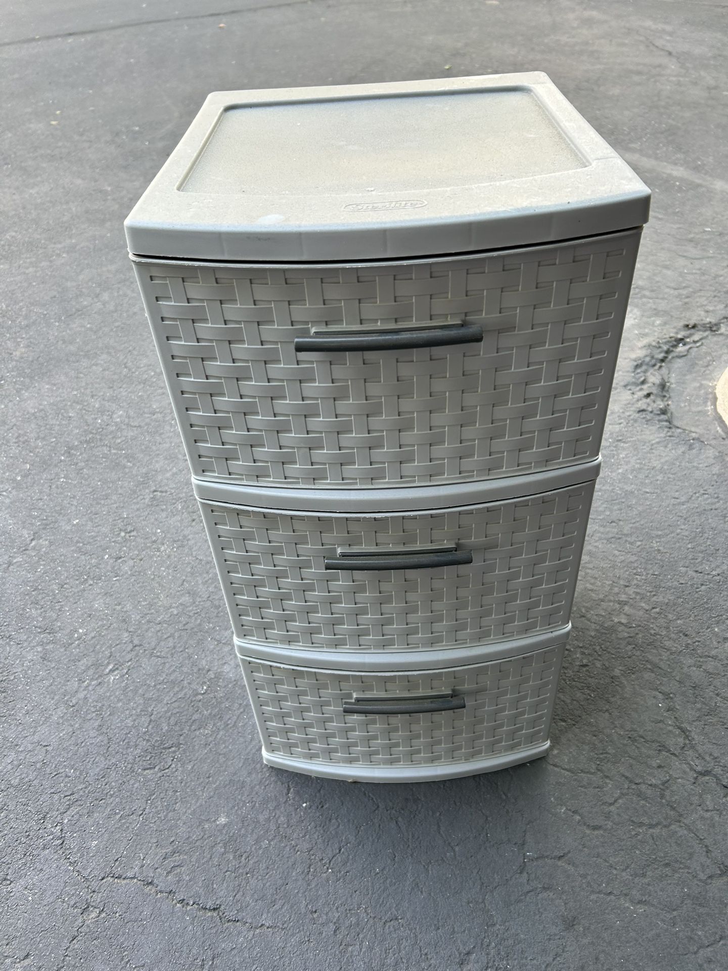 Sterilite Three Drawer Storage Unit